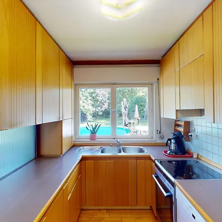 Sy - Les Aywisses 페리에르