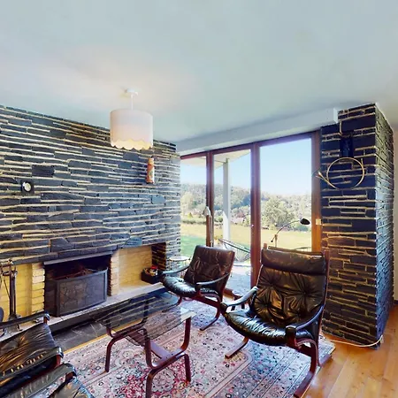Heated Pool & Wood-fired Hot Tub Valley View Ardennes *